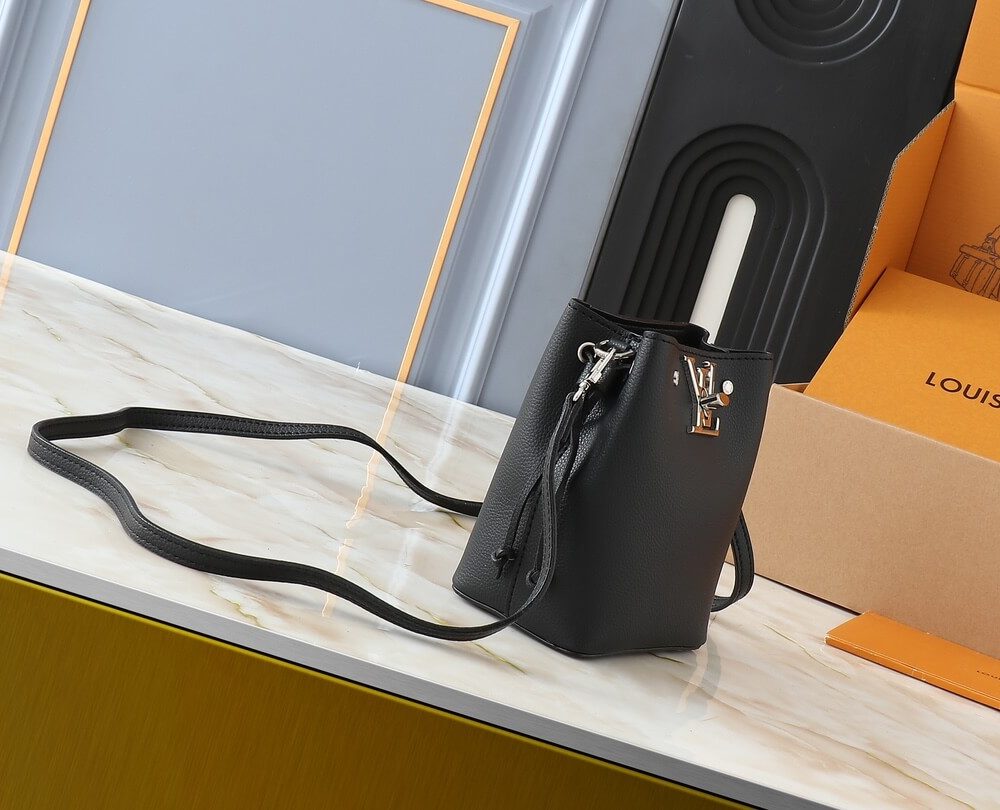 1:1 Replica Louis Vuitton LV NANO LOCKME BUCKET Black Luxury Bag For Women M68709 - 16 cm