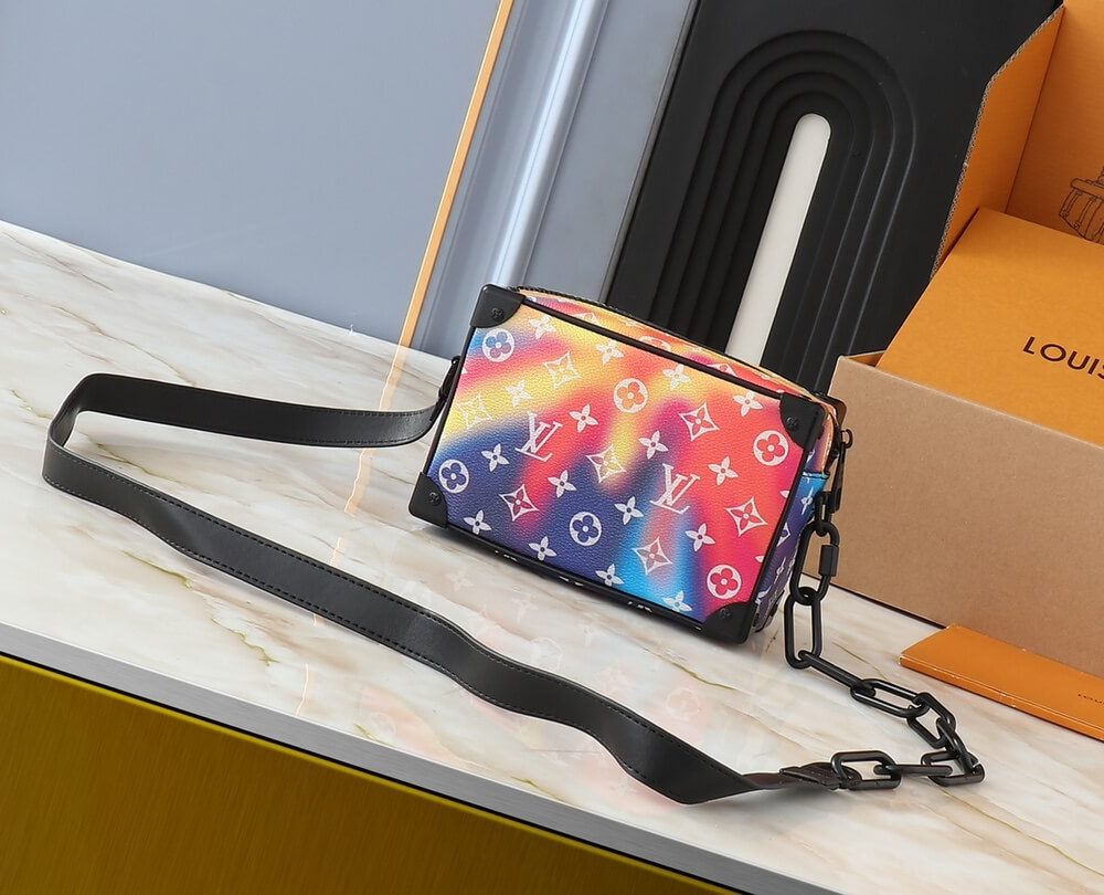 1:1 Replica Louis Vuitton LV Soft Trunk Taurillon Monogram 2 Luxury Bag For Women M57702 M44480 M68906 M44735 - 18.5 cm