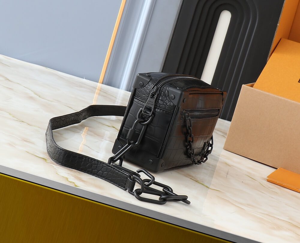 1:1 Replica Louis Vuitton LV Soft Trunk Taurillon Monogram 3 Luxury Bag For Women M57702 M44480 M68906 M44735 - 18.5 cm