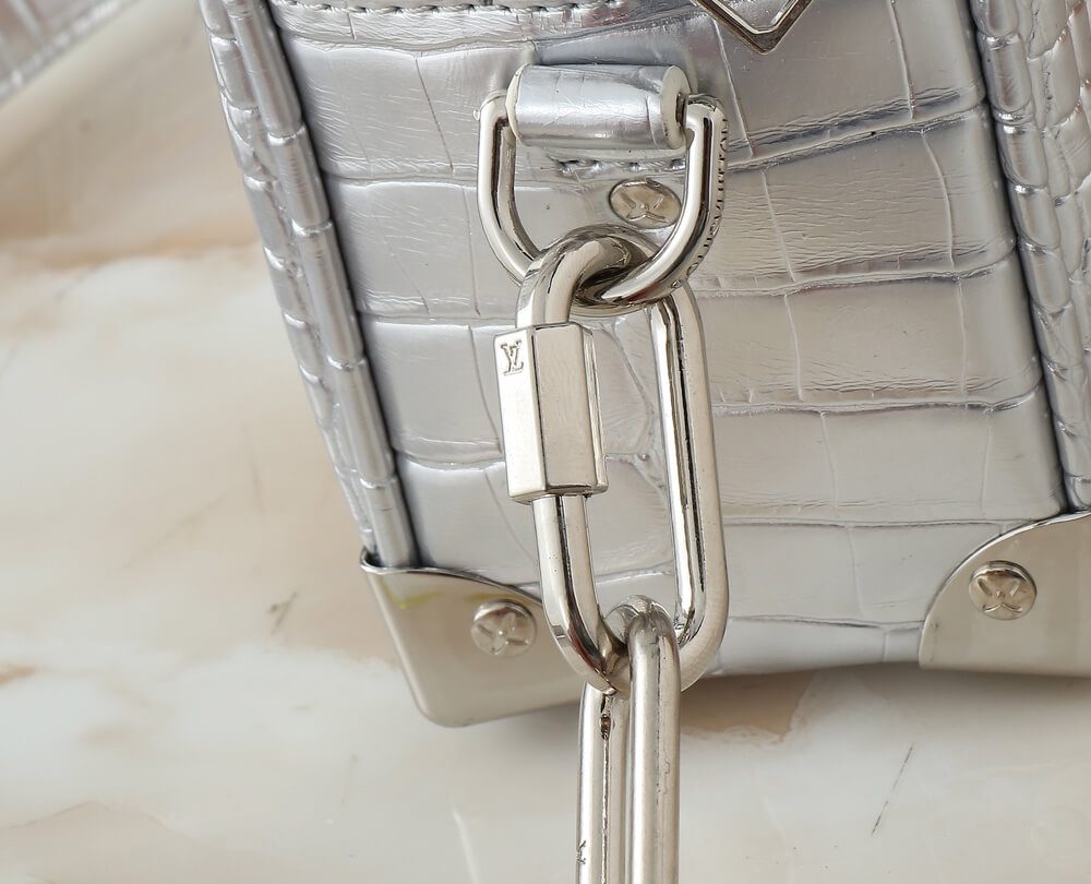 1:1 Replica Louis Vuitton LV Soft Trunk Taurillon Monogram 4 Luxury Bag For Women M57702 M44480 M68906 M44735 - 18.5 cm