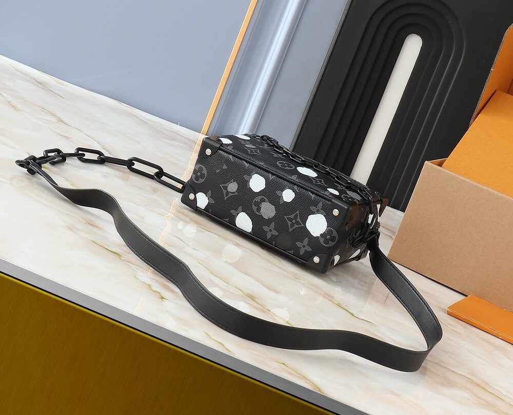 1:1 Replica Louis Vuitton LV Soft Trunk Taurillon Monogram 1 Luxury Bag For Women M57702 M44480 M68906 M44735 - 18.5 cm