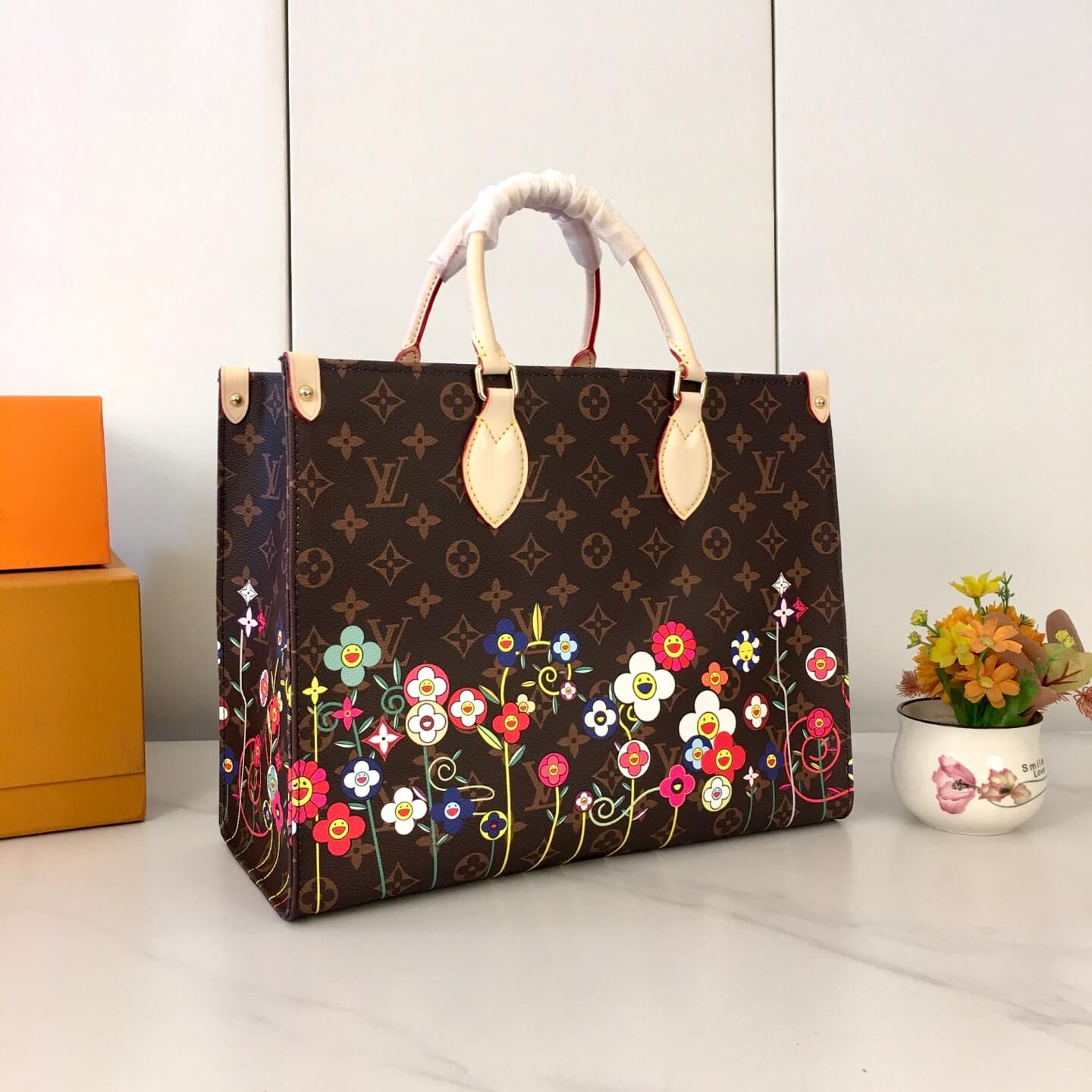 1:1 Replica Louis Vuitton LV OnTheGo MM Luxury Bag M44571 ONTHEGO - 35cm - Image 2