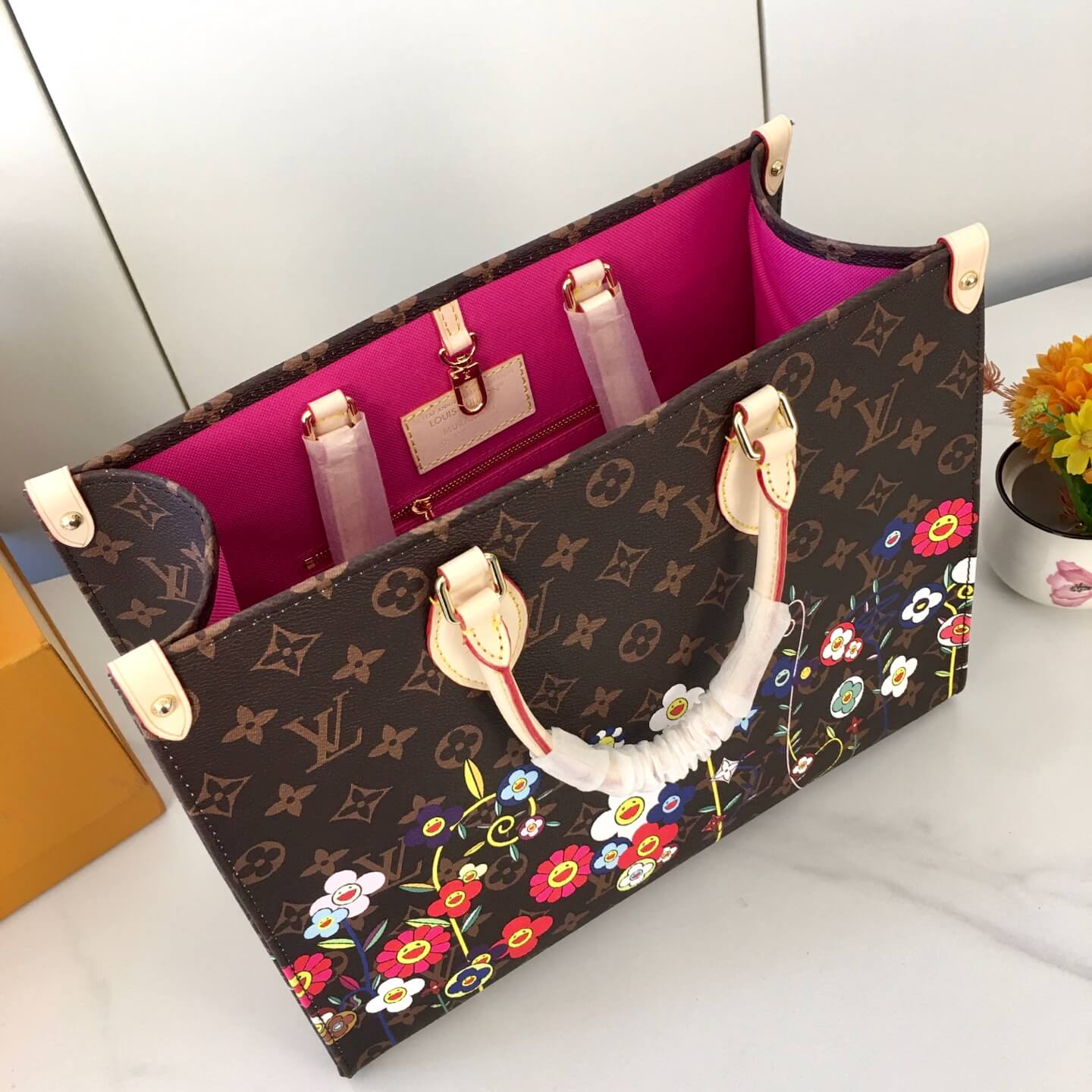 1:1 Replica Louis Vuitton LV OnTheGo MM Luxury Bag M44571 ONTHEGO - 35cm - Image 7