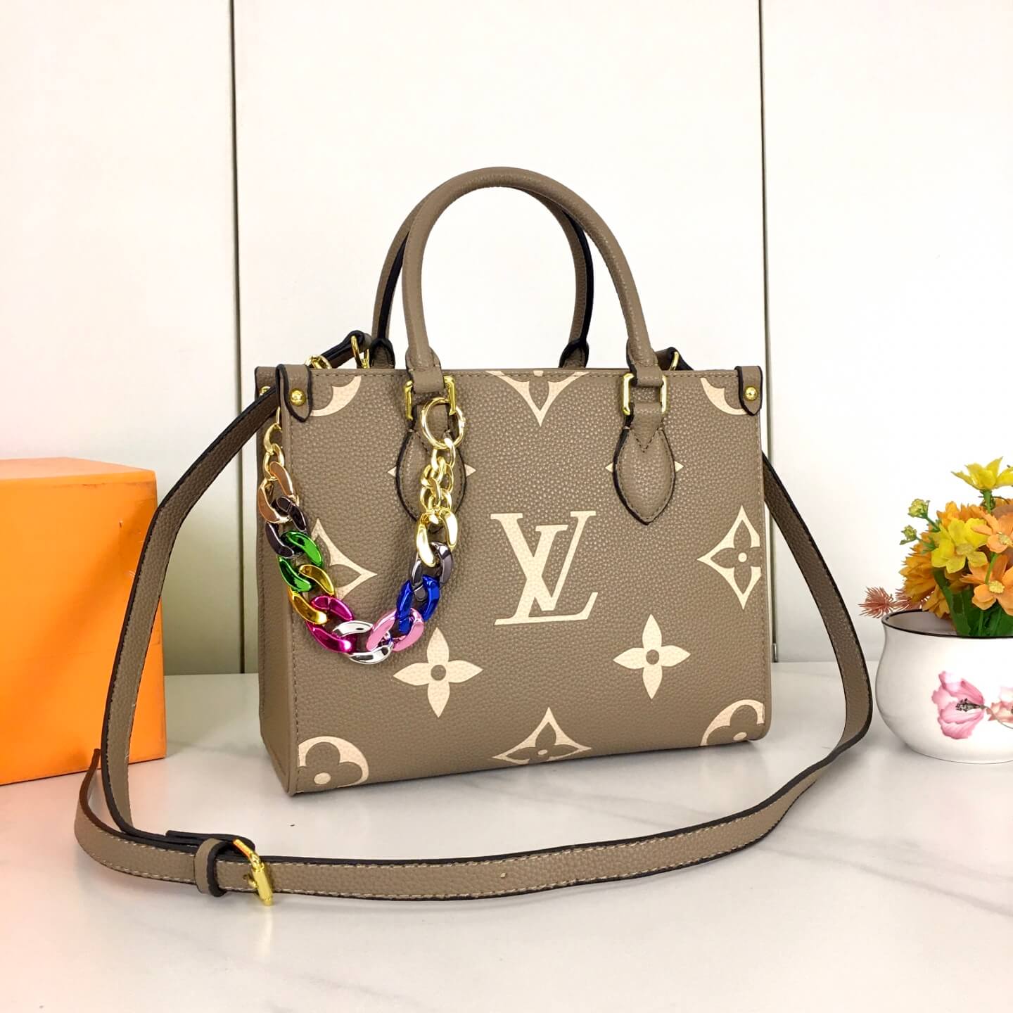 1:1 Replica Louis Vuitton LV OnTheGo PM Luxury Bag M46839/M45038/M45039ONTHEGO 2 - 25cm - Image 4