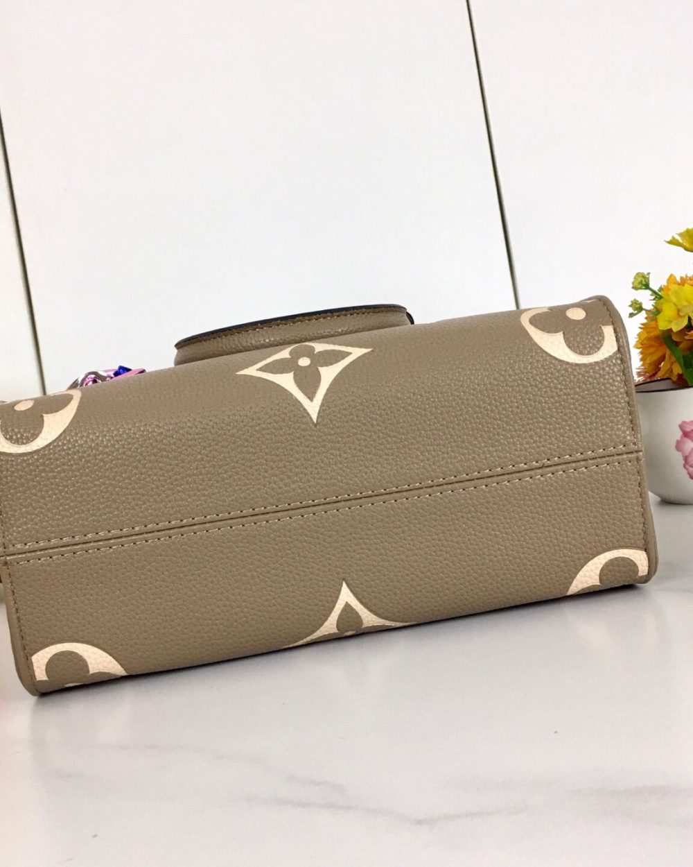 1:1 Replica Louis Vuitton LV OnTheGo PM Luxury Bag M46839/M45038/M45039ONTHEGO 2 - 25cm