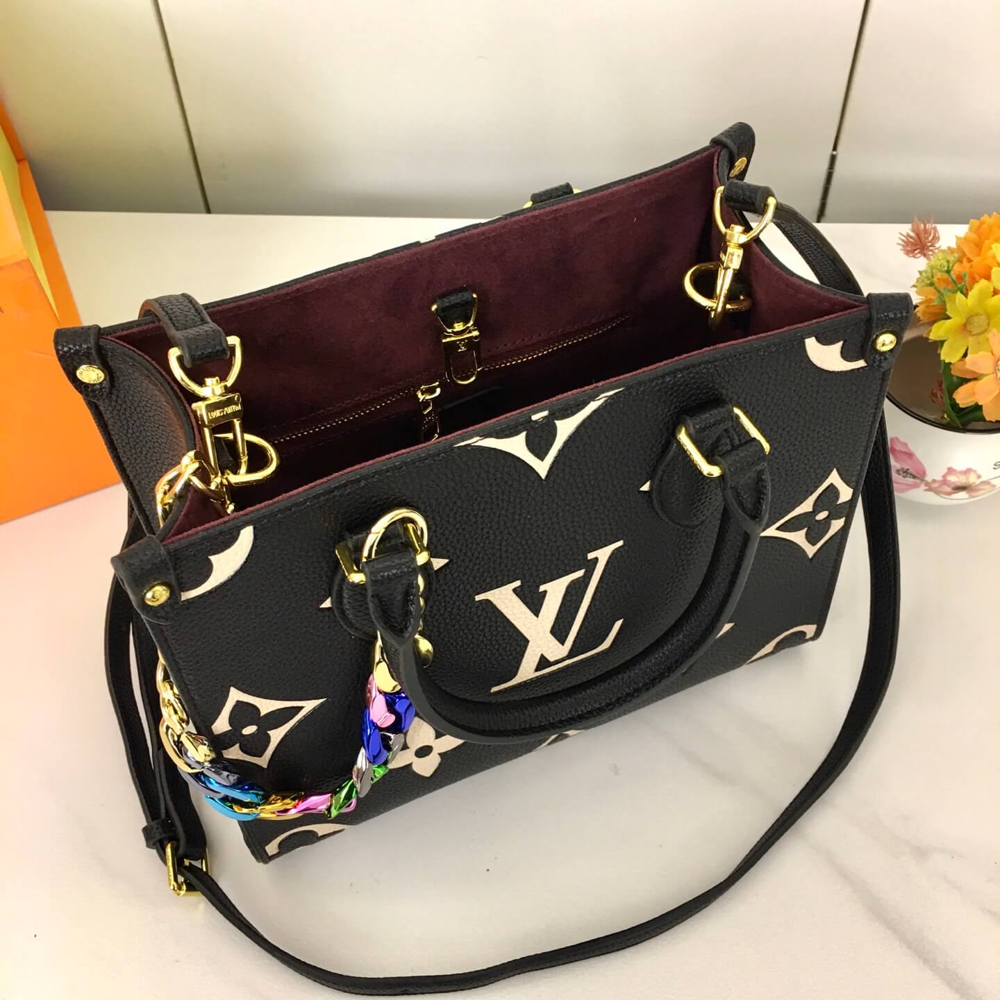 1:1 Replica Louis Vuitton LV OnTheGo PM Luxury Bag M46839/M45038/M45039ONTHEGO 3 - 25cm - Image 6
