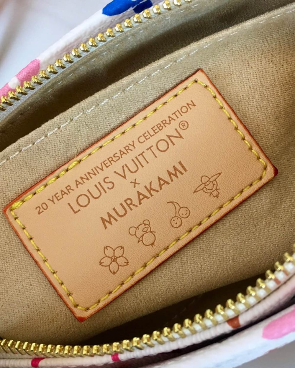 1:1 Replica Louis Vuitton LV X TM Onthego East West Chain Autres Toiles Monogram Luxury Bag For Women M13260 M46653 - 25 cm