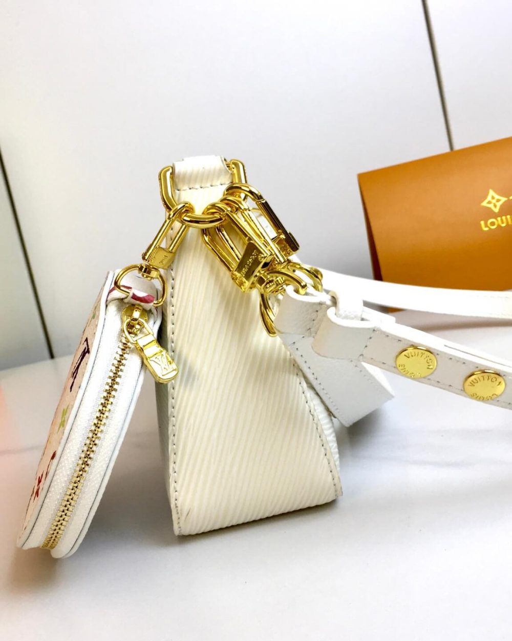 1:1 Replica Louis Vuitton LV x Tm Marellini Epi Luxury Bag For Women M13100 - 19 cm