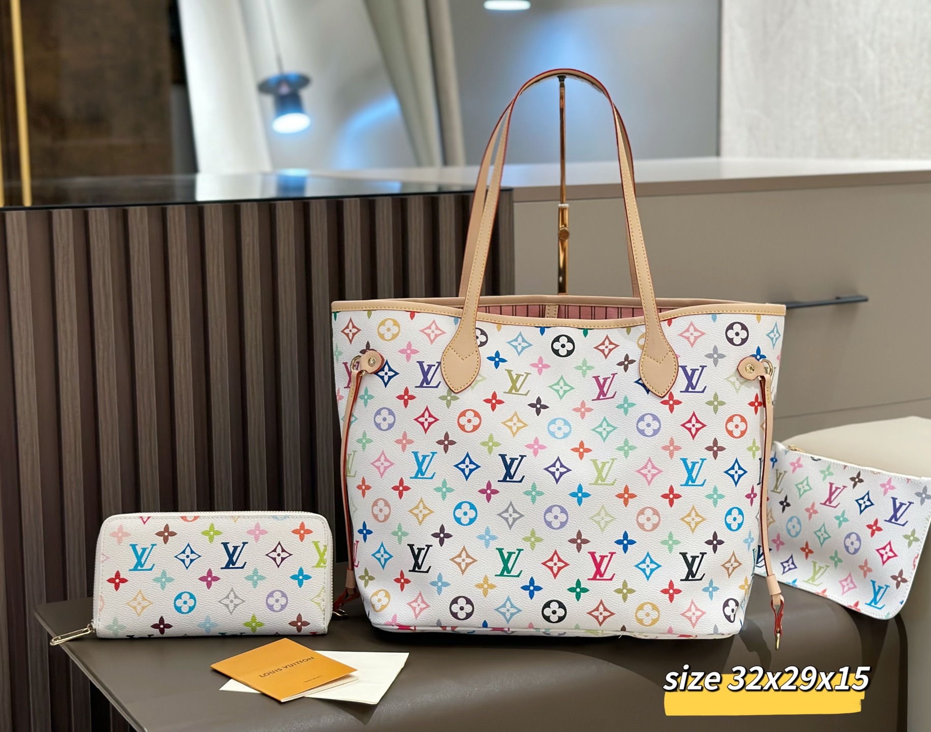 DBS-LC1001 - Neverfull MM Handbag Deal - Image 2