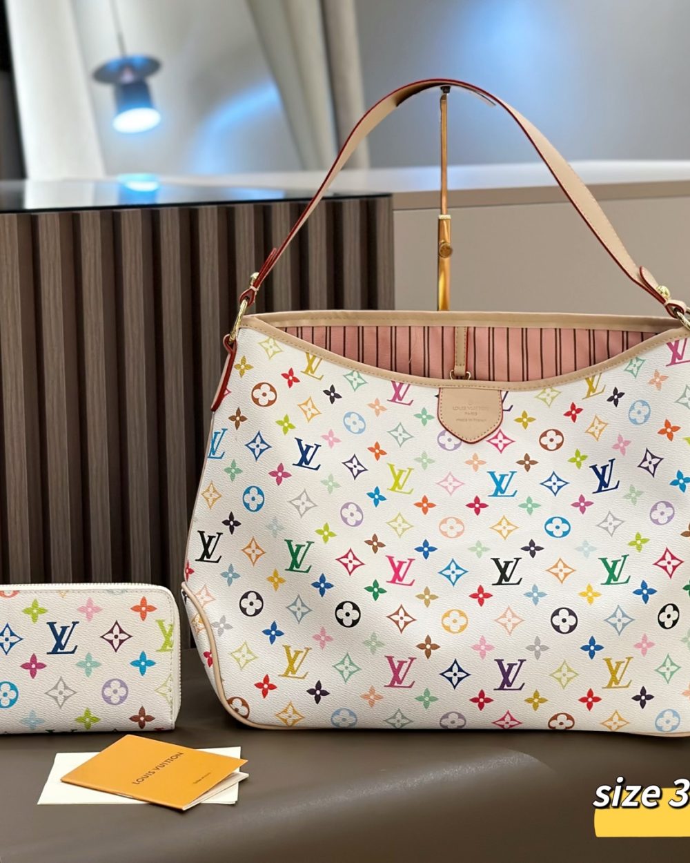 DBS-LC1002 – Delightful MM Handbag Deal