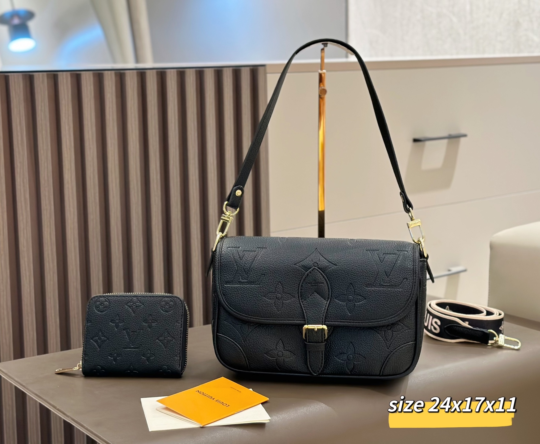 DBS-LC1009- Diane Handbag Deal - Image 2