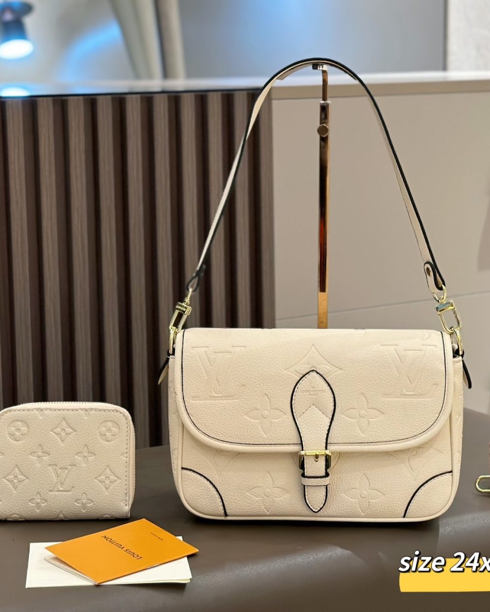 DBS-LC1010- Diane Handbag Deal