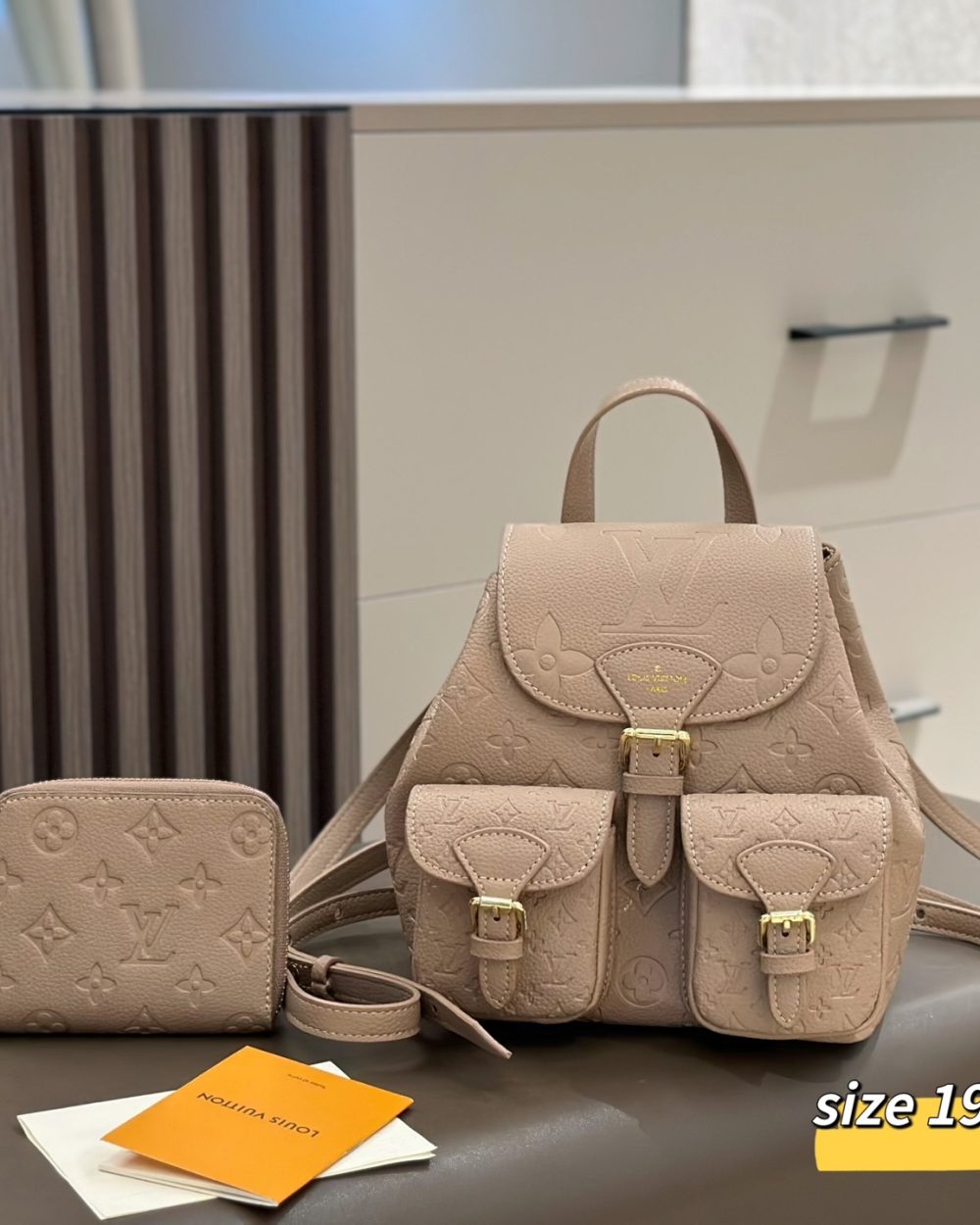 DBS-LC1028 - Backup Monogram Empreinte Backpack Deal