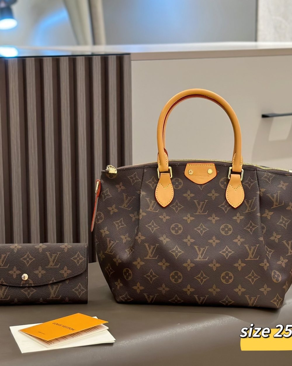 DBS-LC1034 - Turenne PM Handbag Deal