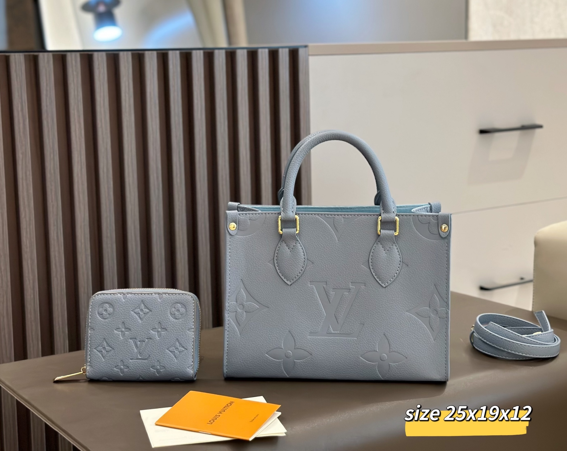 DBS-LC1037 - Onthego PM Handbag Deal - Image 2