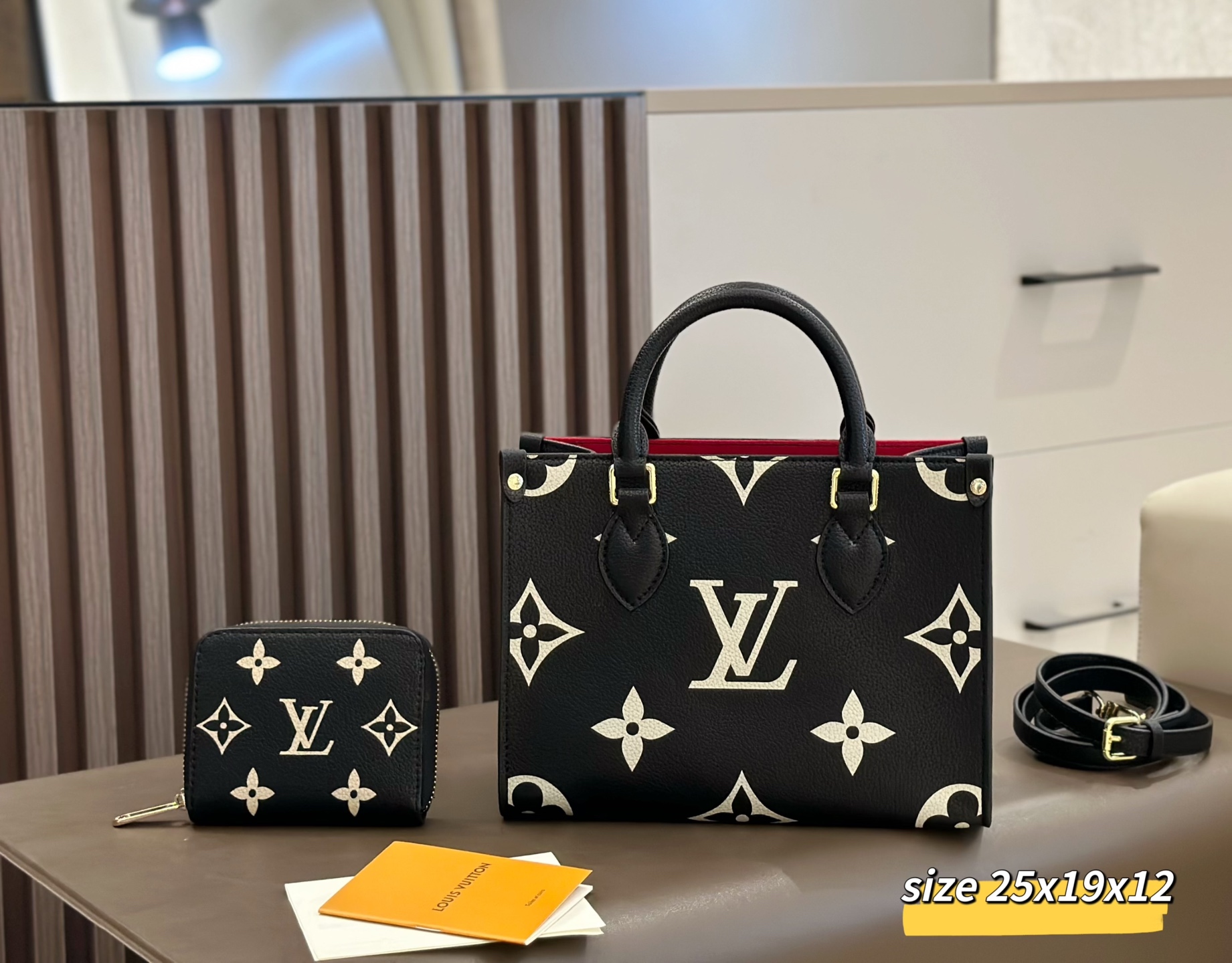 DBS-LC1038 - Onthego PM Handbag Deal - Image 2