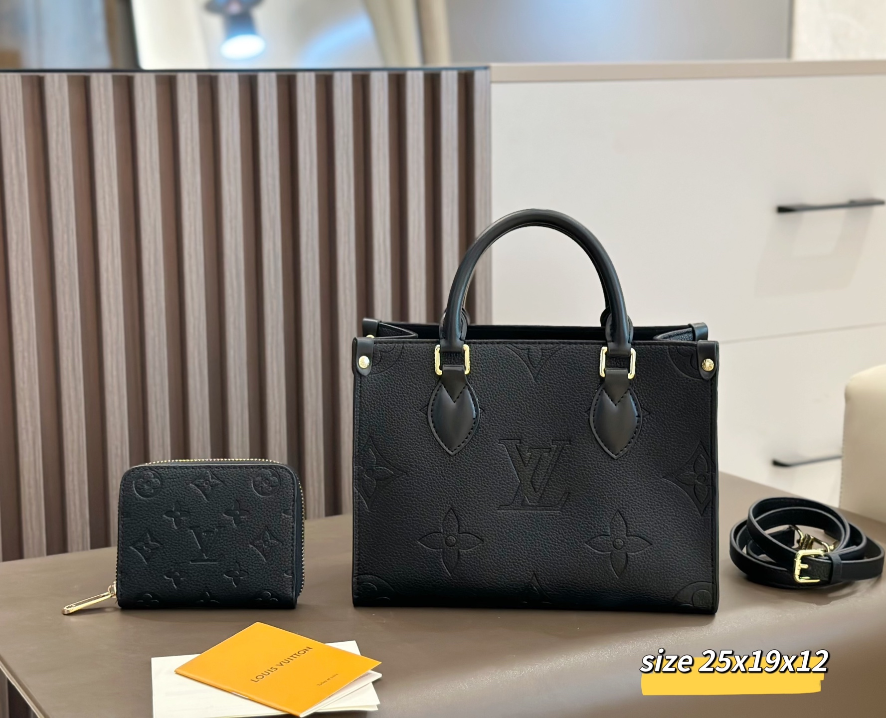 DBS-LC1045 - Onthego PM Handbag Deal - Image 2