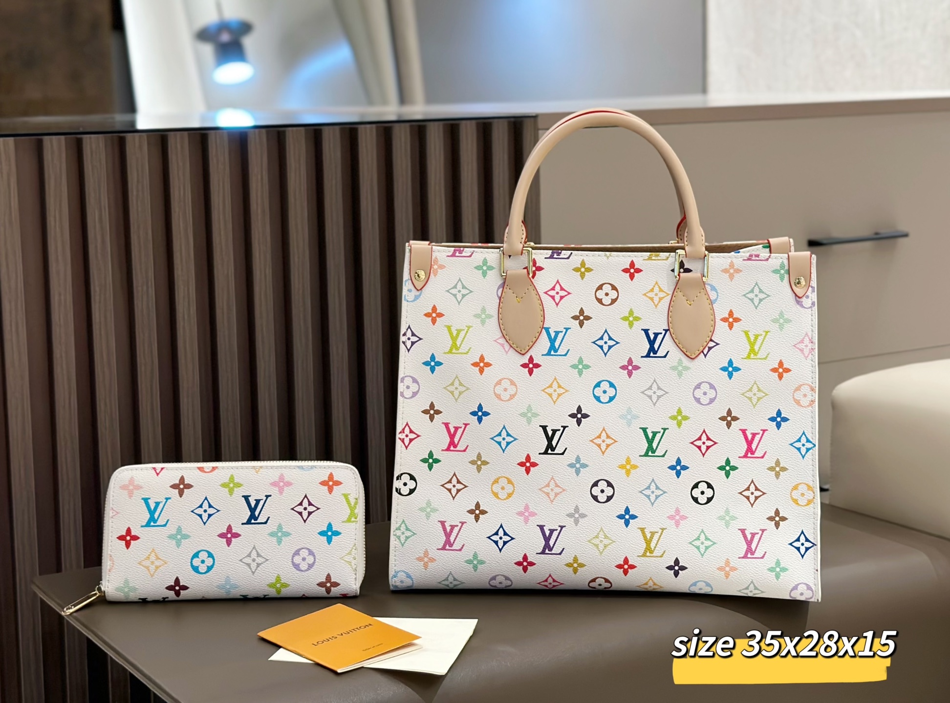 DBS-LC1052 - Onthego MM Handbag Deal - Image 2