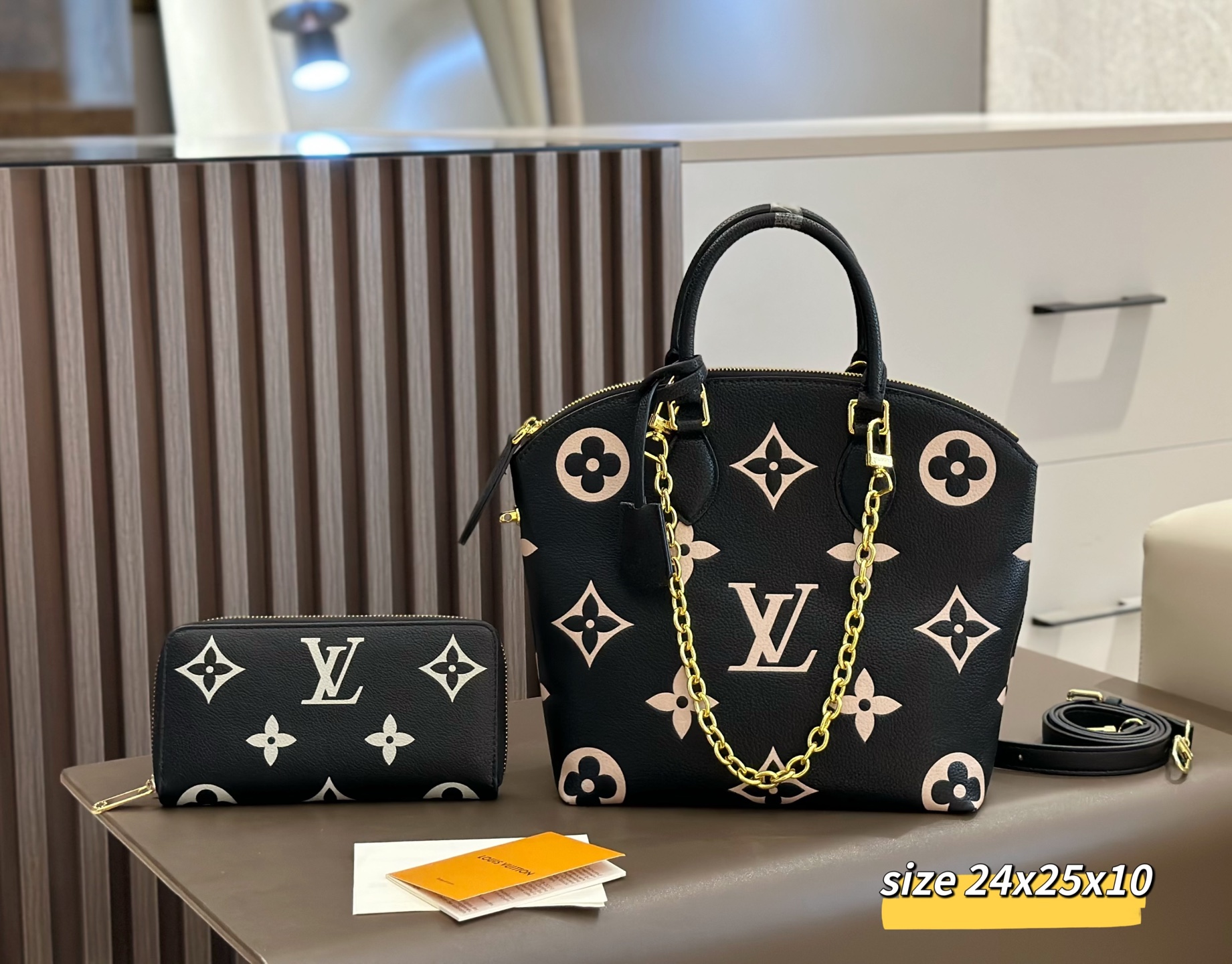 DBS-LC1060 - Lockit PM Handbag Deal - Image 2