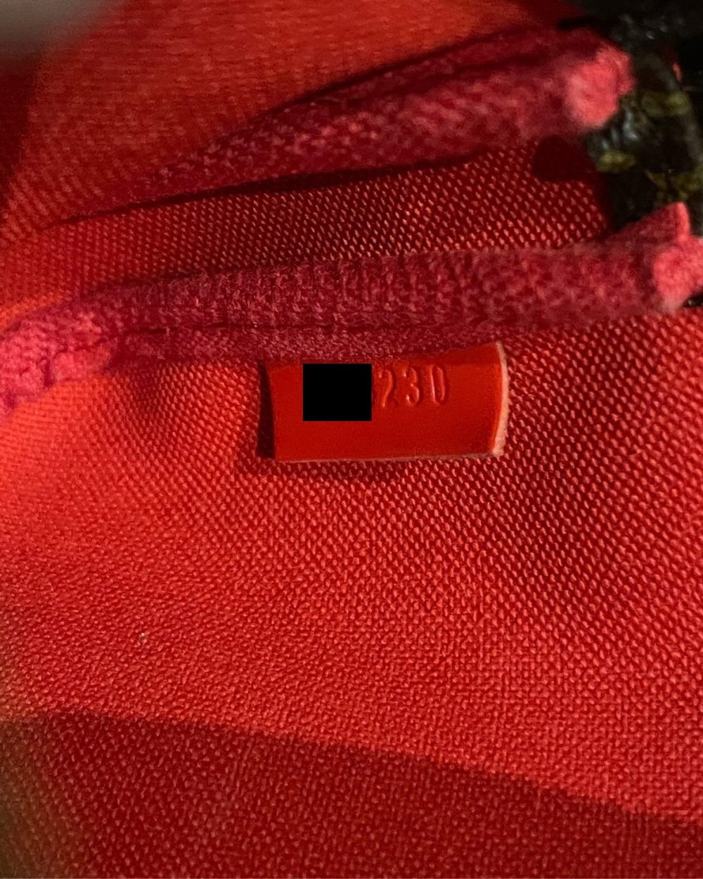 AAA Replica Louis Vuitton LV MINI POCHETTE ACCESSORIES 2020 CHRISTMAS