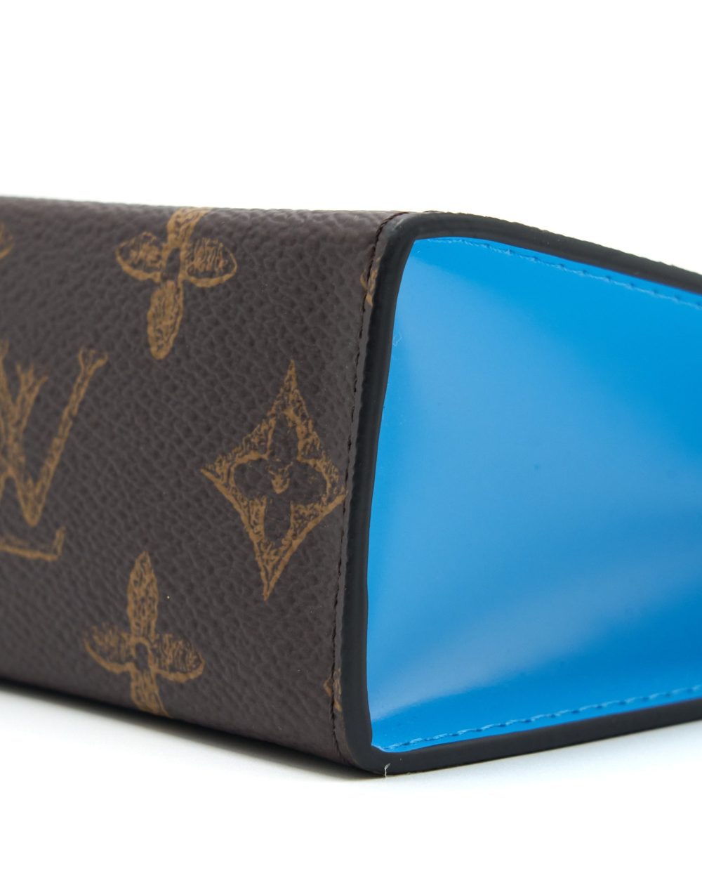 AAA Replica Louis Vuitton LV TOILETRY POCHETTE 26 VOYAGE NO.7 LIMITED MONOGRAM CANVAS GHW