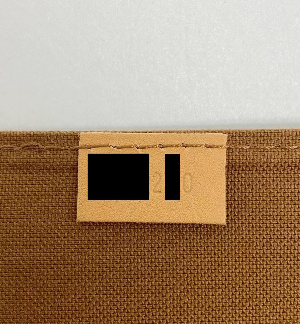 AAA Replica Louis Vuitton LV PETIT SAC PLAT MONOGRAM CANVAS