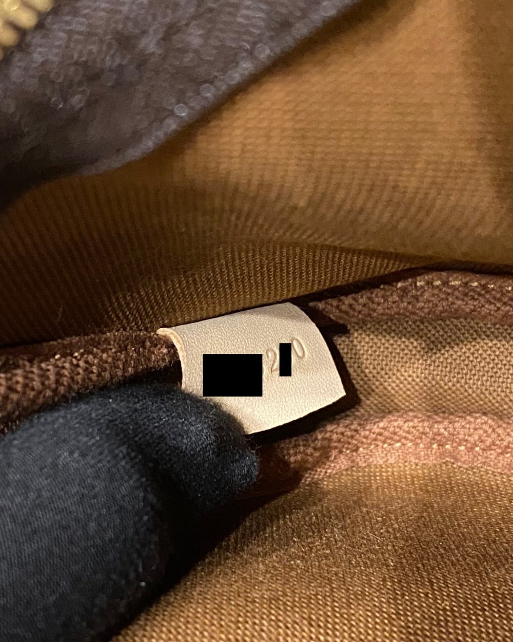 AAA Replica Louis Vuitton LV MULTI POCHETTE ROSE CLAIR