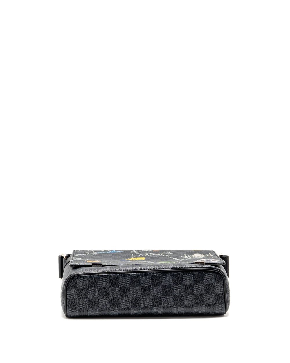 AAA Replica Louis Vuitton LV WORLD MAP DISTRICT MESSENGER BAG DAMIER GRAPHITE CANVAS SHW
