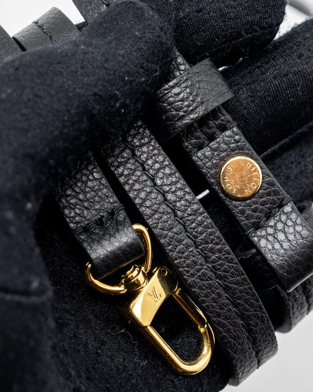 AAA Replica Louis Vuitton LV EASY POUCH ON STRAP MONOGRAM EMPREINTE BLACK GHW (NEW VERSION)