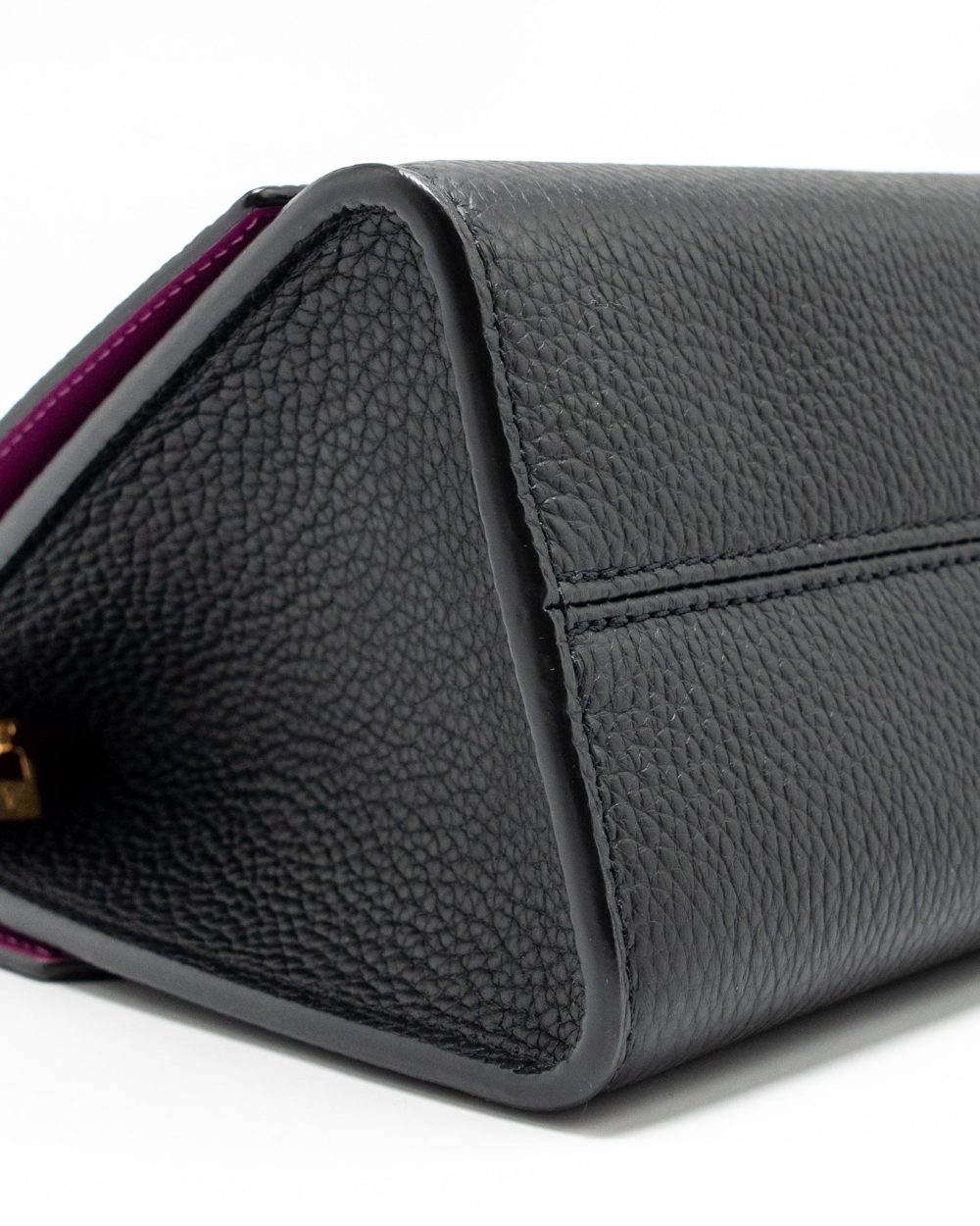AAA Replica Louis Vuitton LV TWIST ONE HANDLE PM TAURILLON LEATHER BLACK/PINK GHW