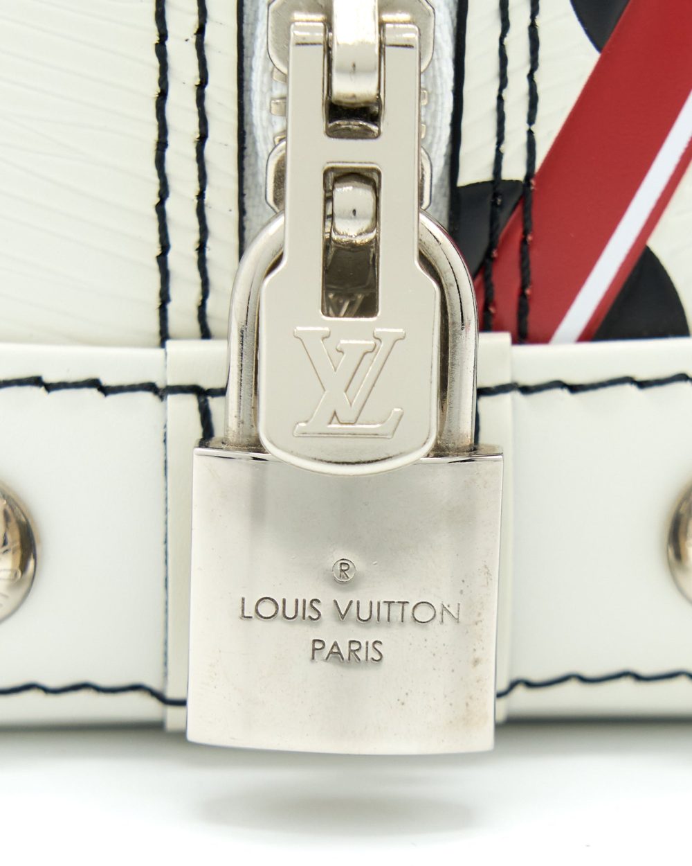 AAA Replica Louis Vuitton LV ALMA BB EN CUIR OCCASION EPI WHITE / BLACK WITH SHW