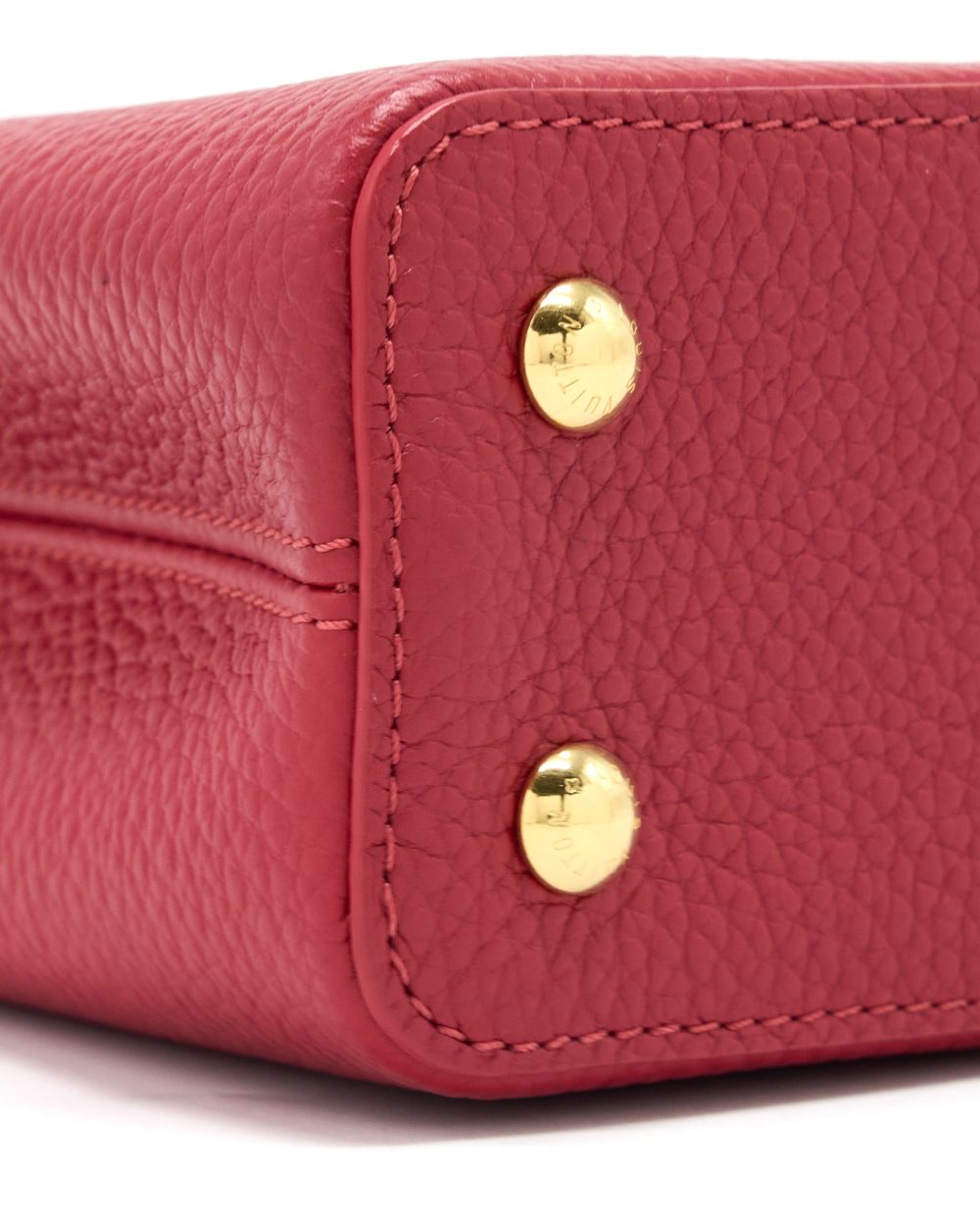 AAA Replica Louis Vuitton LV CAPUCINES MINI TAURILLON SCARLET GHW (NEW VERSION)