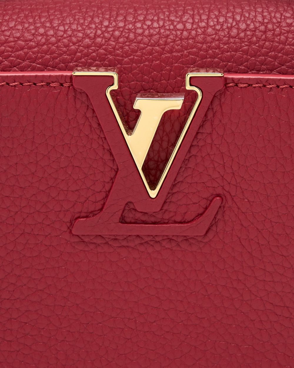 AAA Replica Louis Vuitton LV CAPUCINES MINI TAURILLON SCARLET GHW (NEW VERSION)