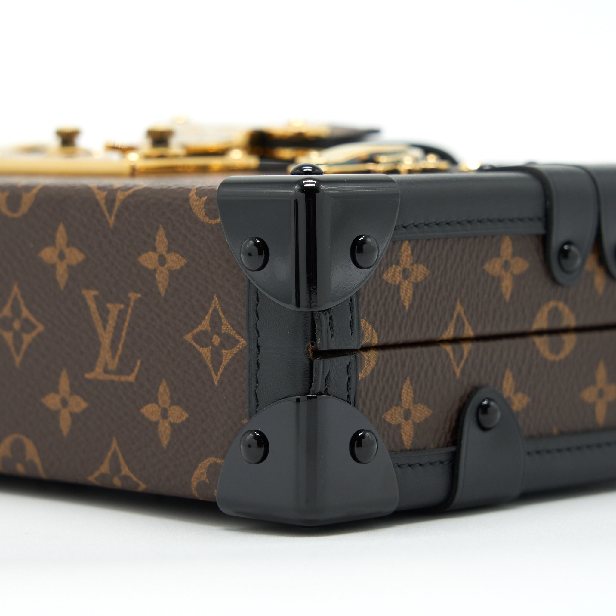 AAA Replica Louis Vuitton LV PETITE MALLE MONOGRAM CANVAS GHW