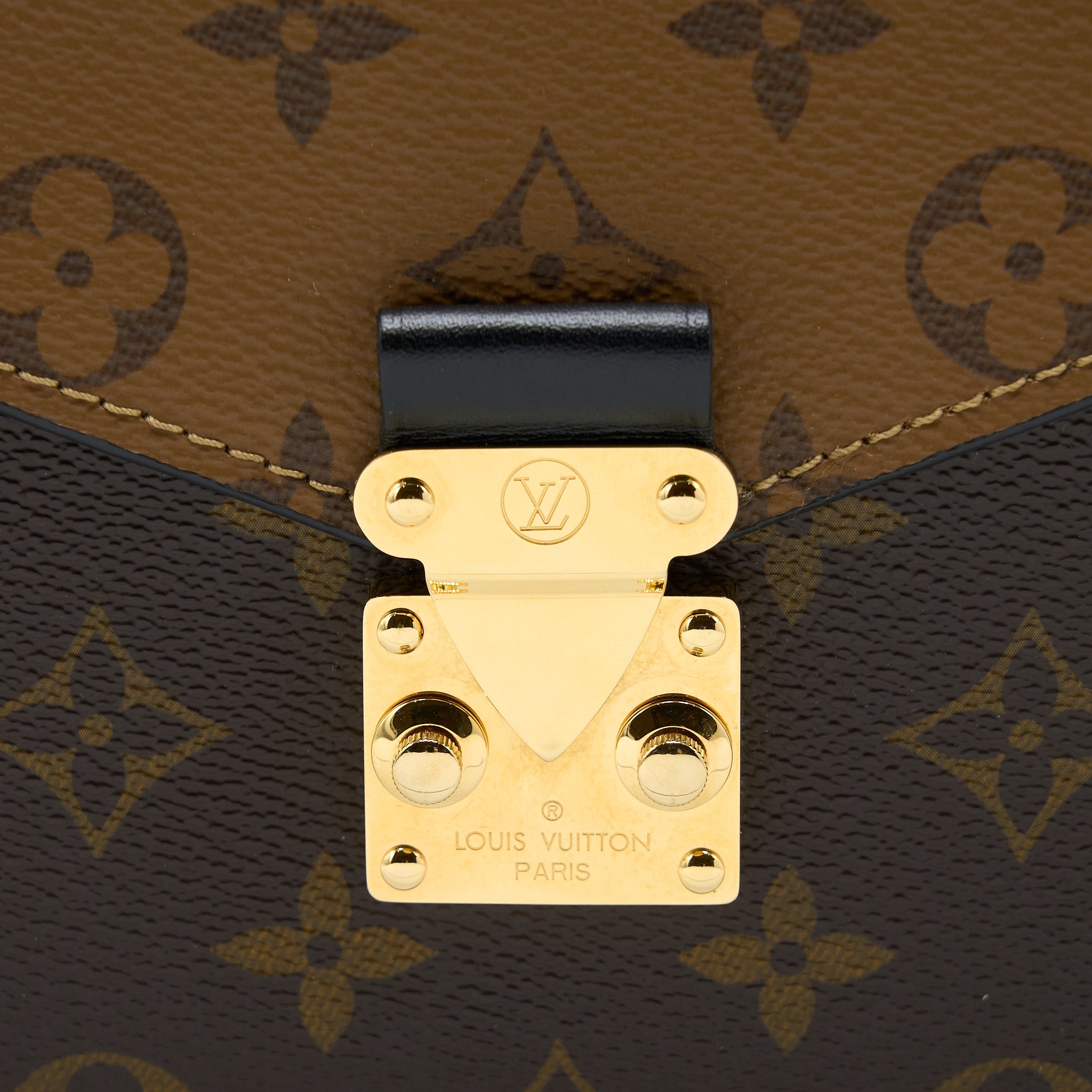 AAA Replica Louis Vuitton LV POCHETTE MÉTIS MONOGRAM REVERSE CANVAS GHW