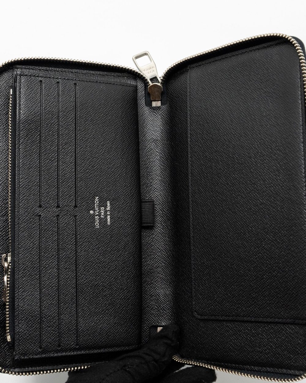 AAA Replica Louis Vuitton LV ZIPPY ORGANISER DAMIER GRAPHITE CANVAS BLACK SHW