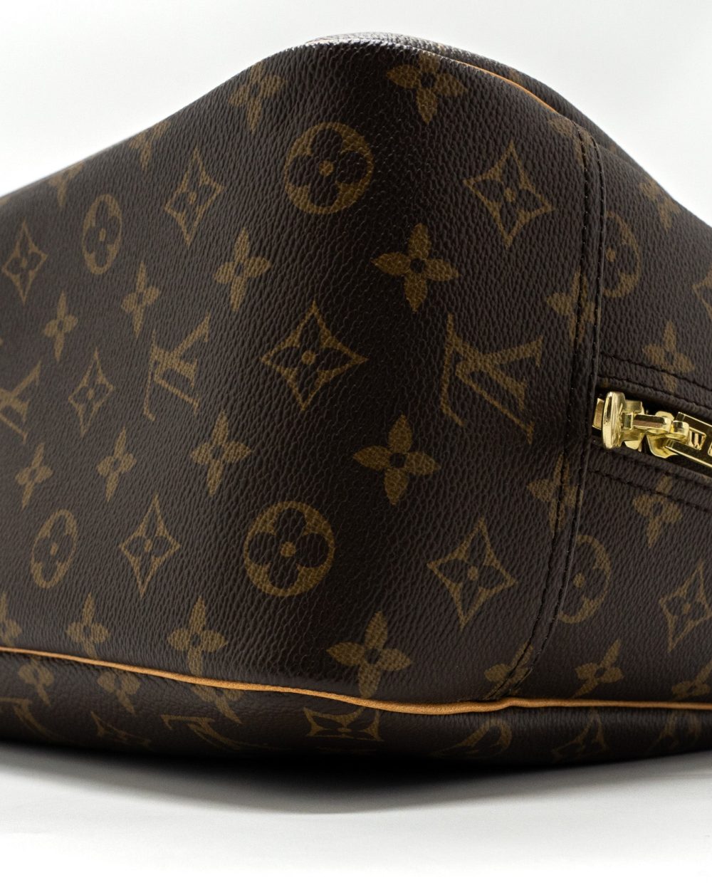AAA Replica Louis Vuitton LV SMALL LUGGAGE BAG MONOGRAM CANVAS GHW