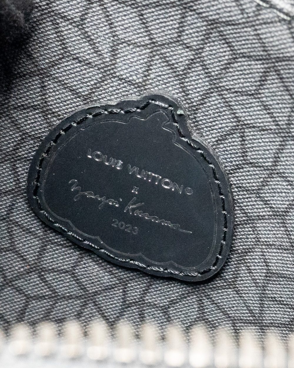 AAA Replica Louis Vuitton LV X YAYOI KUSAMA KEEPALL BANDOULIERE 25 PUMPKIN MULTICOLOURED MONOGRAM CANVAS SHW