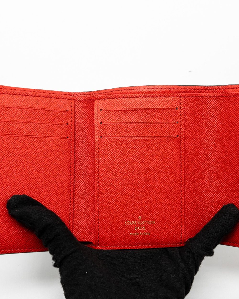 AAA Replica Louis Vuitton LV WALLET VICTORINE ILLUSTRE XMAS POLAR BEAR MONOGRAM CANVAS GHW