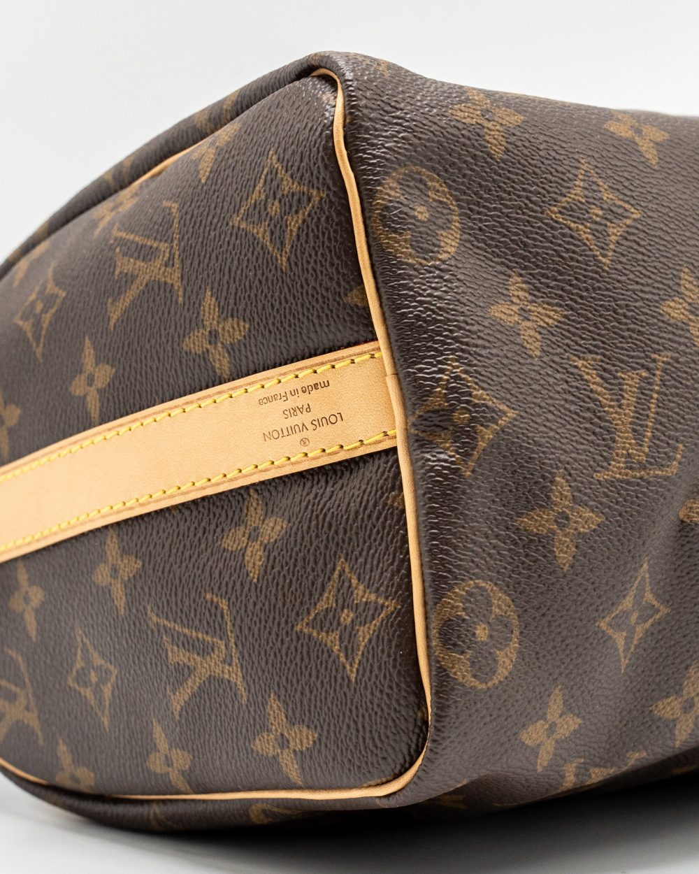 AAA Replica Louis Vuitton LV SPEEDY BANDOULIERE 25 MONOGRAM CANVAS GHW
