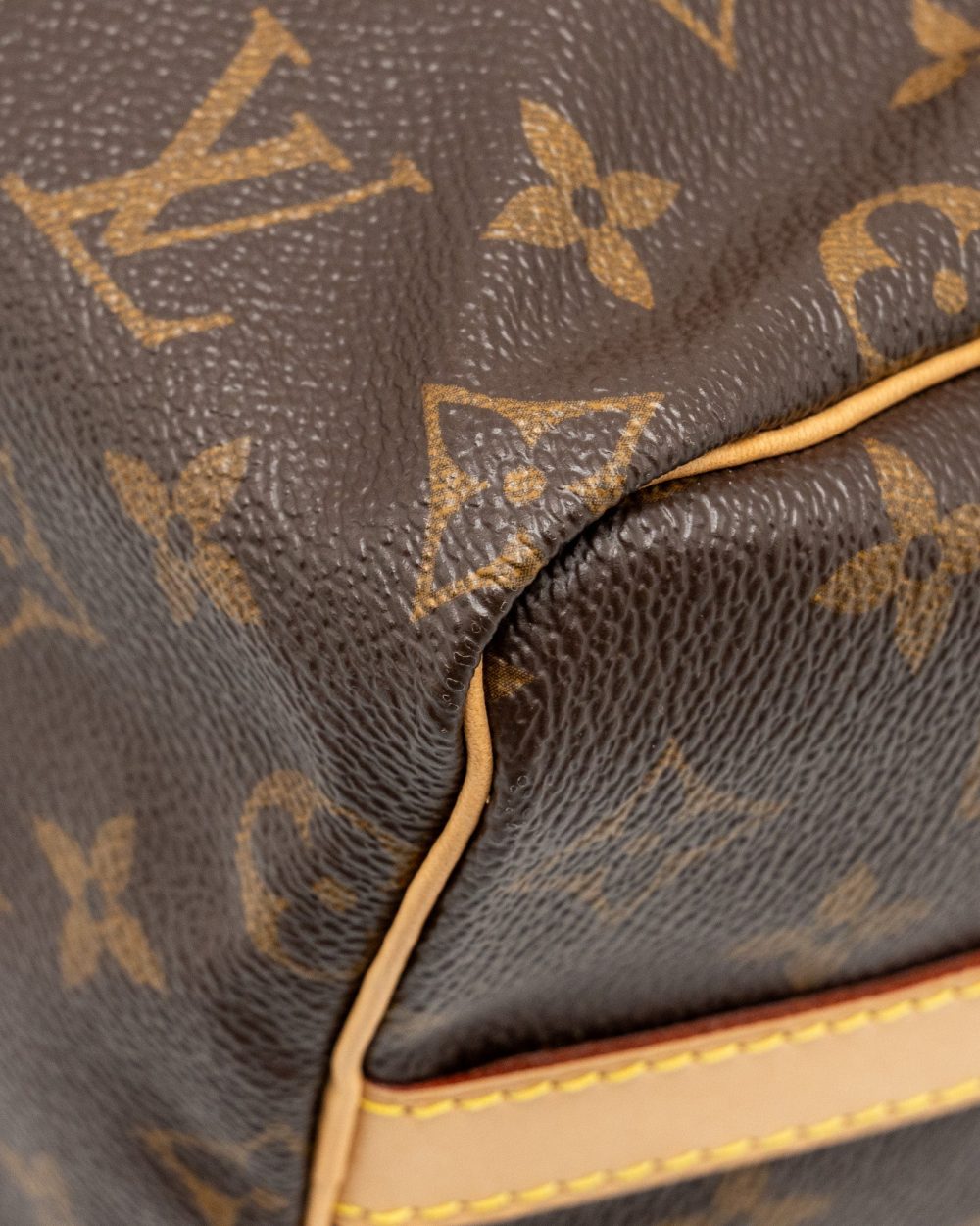 AAA Replica Louis Vuitton LV SPEEDY BANDOULIERE 25 MONOGRAM CANVAS GHW