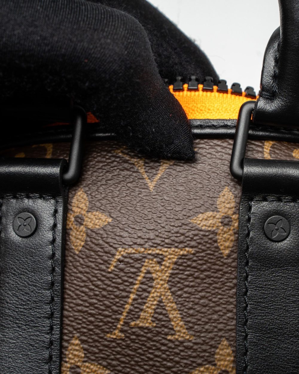 AAA Replica Louis Vuitton LV KEEPALL XS ZOOM WITH FRIENDS MONOGRAM CANVAS BLACK HARDWARE (NEW VERSION)