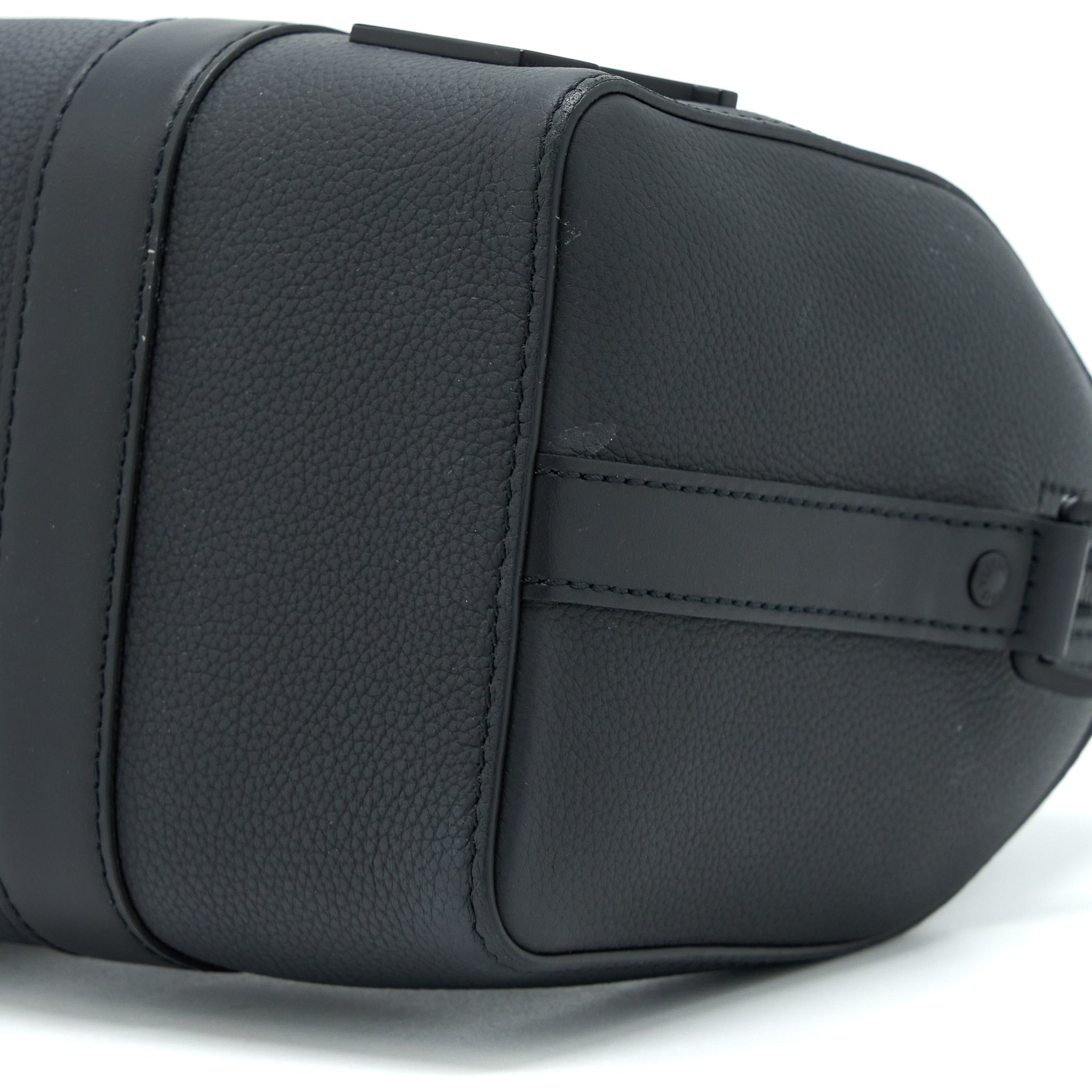 AAA Replica Louis Vuitton LV CITY KEEPALL GRAINED CALFSKIN BLACK WITH BLACK HARDWARE (NEW VERSION)