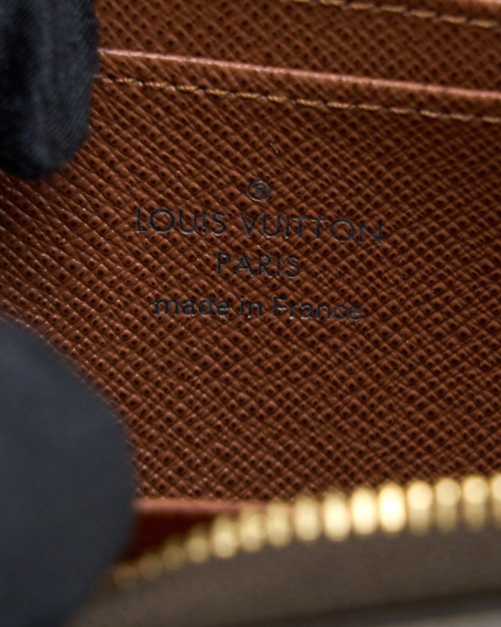 AAA Replica Louis Vuitton LV SMALL ZIP CARDHOLDER MONOGRAM CANVAS GHW