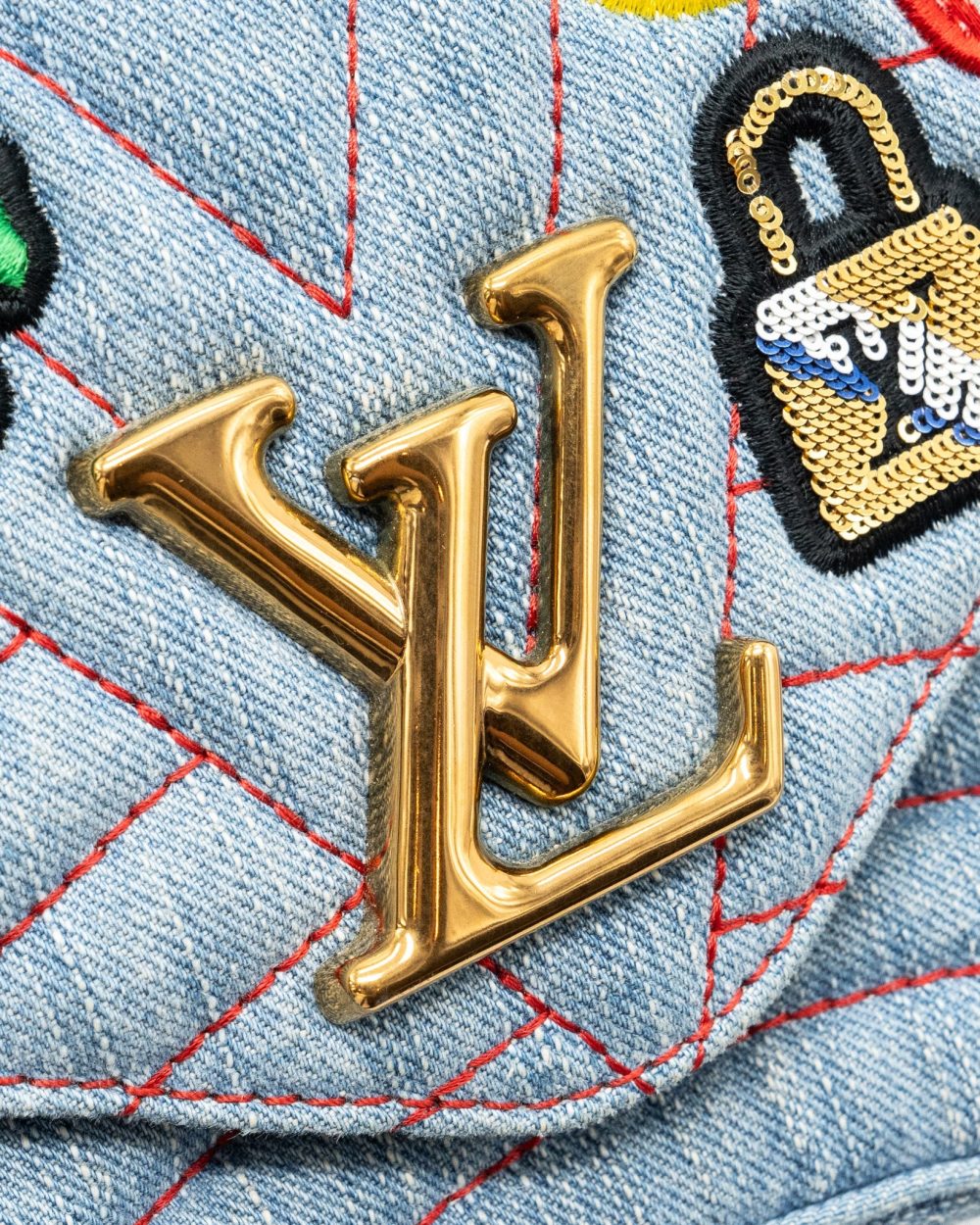 AAA Replica Louis Vuitton LV NEW WAVE FLAP CHAIN BAG LIMITED EDITION DENIM BLUE/ MULTICOLOR GHW