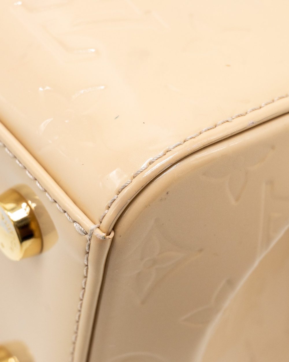 AAA Replica Louis Vuitton LV VERNIS BREA MM PATENT MONOGRAM BEIGE GHW