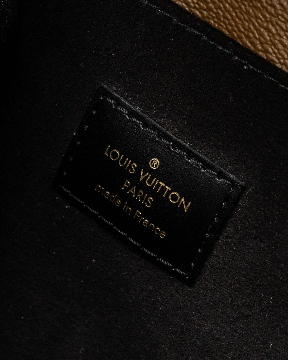 AAA Replica Louis Vuitton LV POCHETTE MÉTIS MONOGRAM REVERSE CANVAS GHW