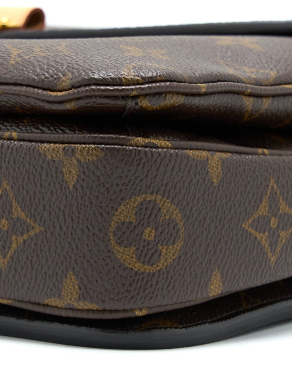 AAA Replica Louis Vuitton LV POCHETTE MÉTIS MONOGRAM CANVAS GHW
