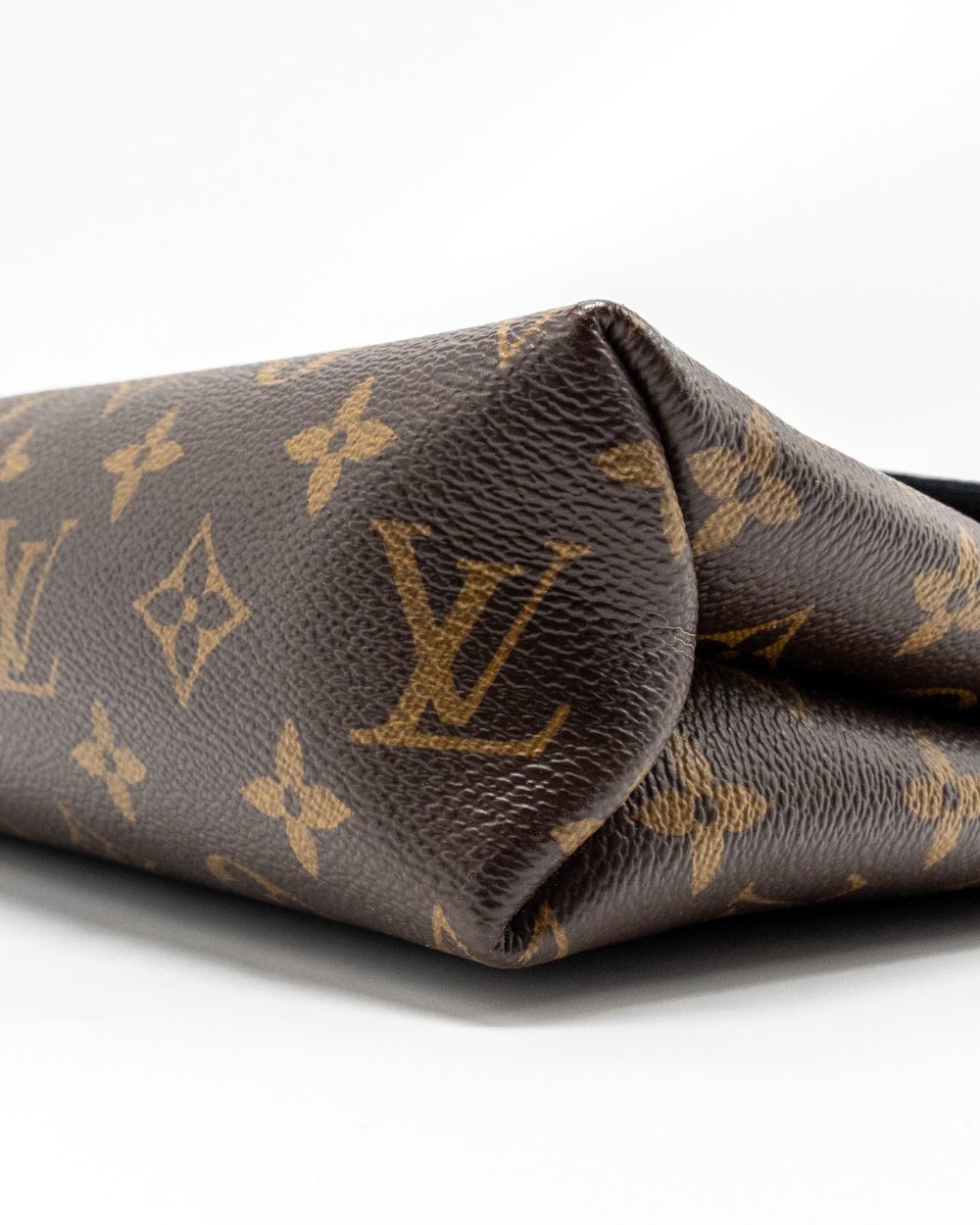 AAA Replica Louis Vuitton LV SAINT PLACIDE MONOGRAM CANVAS RASPBERRY GHW 
