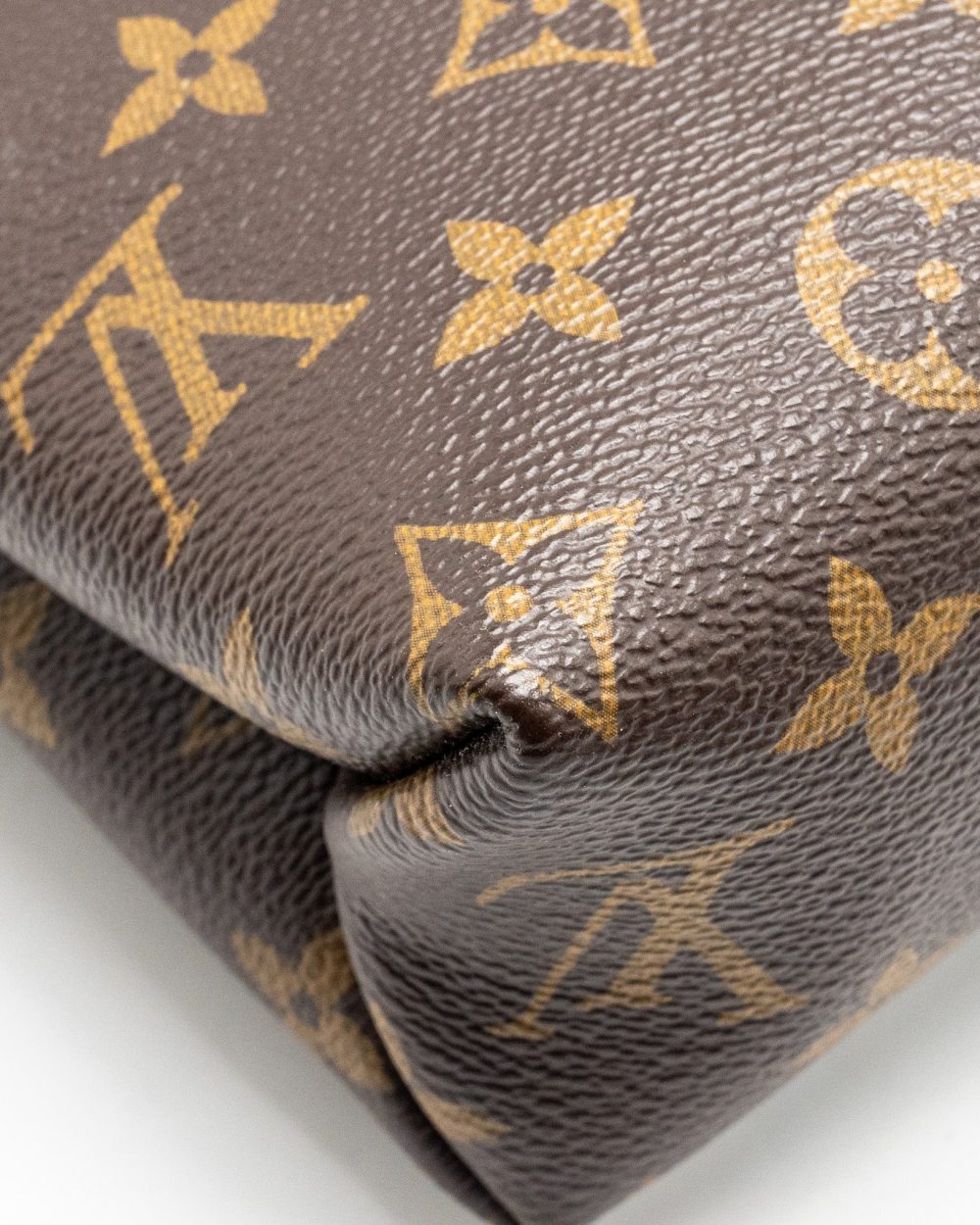 AAA Replica Louis Vuitton LV SAINT PLACIDE MONOGRAM CANVAS RASPBERRY GHW 